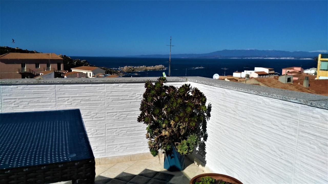 B&B Domus De Janas Santa Teresa Gallura Eksteriør billede